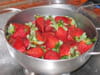 Fraises au sirop de cannelle : Etape 1
