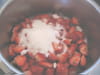 Fraisier en verrine, crumble croquant au caramel : Etape 1