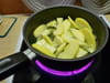 Velout� pomme-courgette : Etape 1