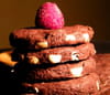 Sabl�s chocolat noir et blanc, framboises : Etape 4