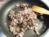 Samoussas : bricks � la viande : Etape 1