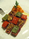 Damier de canard aux poivrons sur jus de papaye