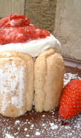 Charlotte aux fraises fa�on tiramisu