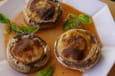 Champignons au ch�vre et � la vinaigrette de tomate