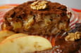G�teau aux noix, pommes et chocolat noir