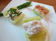 Barquettes de concombre au crabe