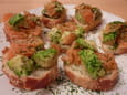 Panach� de saumon et d avocat sur toast au s�same