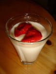 Panna cotta et son coulis de framboises