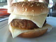 Hamburger au boeuf et au bacon