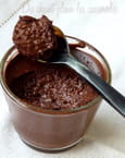 Mousse au chocolat qui mousse et se tient