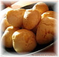Pao de queijo (pain au fromage br�silien)