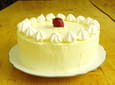 G�teau multi-couches aux fraises et cream cheese