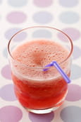 Smoothies aux fruits rouges 