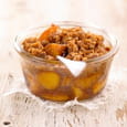 Crumble de p�ches au pain d��pices 