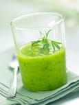 Soupe froide de concombres 