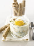 Oeufs cocottes au Comt�, crevettes grises
