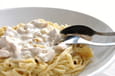 Spaghettis au curry, poulet au lait de coco
