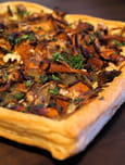 Tarte aux girolles et aux noix
