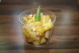 Salade de fruits caram�lis�s et chamallow