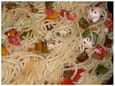Spaghettis aux l�gumes grill�s, mozza, basilic