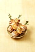 Brochettes de lapin au romarin, marin�es au citron confit