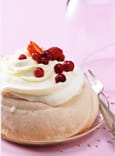Pavlovas aux fruits rouges et chantilly