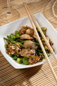 Wok d�huitres � la coriandre