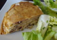 Millefeuille de cr�pes au jambon et aux champignons frais