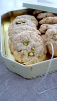 Cookies aux pistaches, orange confite et cannelle