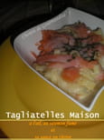 Tagliatelles � l ail, au saumon fum� et sa sauce au citron