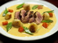 Magret de canard au curry rouge tha�