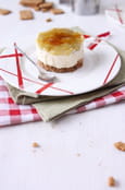 Entremet �pic� � la mousse mascarpone Galbani� et rhubarbe caram�lis�e 
