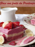 Glace aux fruits du printemps 