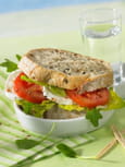Sandwich aux tomates et au ch�vre