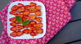 Carpaccio de fraises au vinaigre de cidre, curcuma