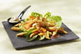 Salade c�sar aux mini quenelles et poulet croustillant