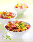 Salade de Mezze Penne Tricolore Barilla et antipasti � la roquette