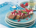 Tartines de cr�me fouett�e aux fruits rouges et menthe fra�che
