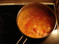 Soupe à la tomate, aux oignons et aux pommes de terre : Etape 4