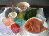 Verrines de crevettes, avocat et saumon fumé : Etape 1