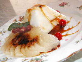 Pyramide  poire-caramel