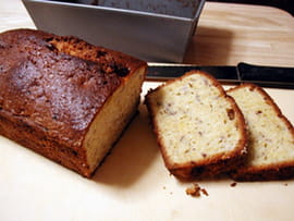 Cake aux noix, gingembre et coings