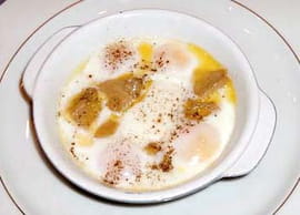 Oeufs de cailles cocotte au foie gras