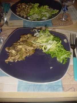 Champignons crus en salade