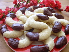 Cornes chocolatées aux amandes