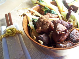 Saut� de porc au bok choy