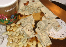 Nougat blanc au miel