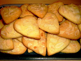 Petits coeurs aux amandes