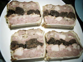 Terrine de lapin aux pruneaux