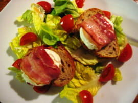 Toasts ch�vre et lard